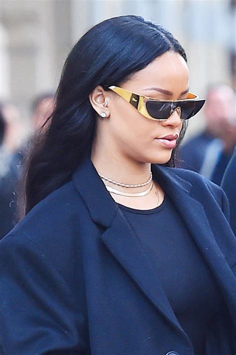 versace rihanna glasses